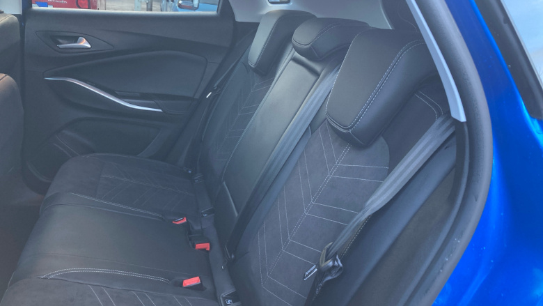 Vauxhall Grandland 1.2 Turbo Ultimate 5dr Petrol Hatchback